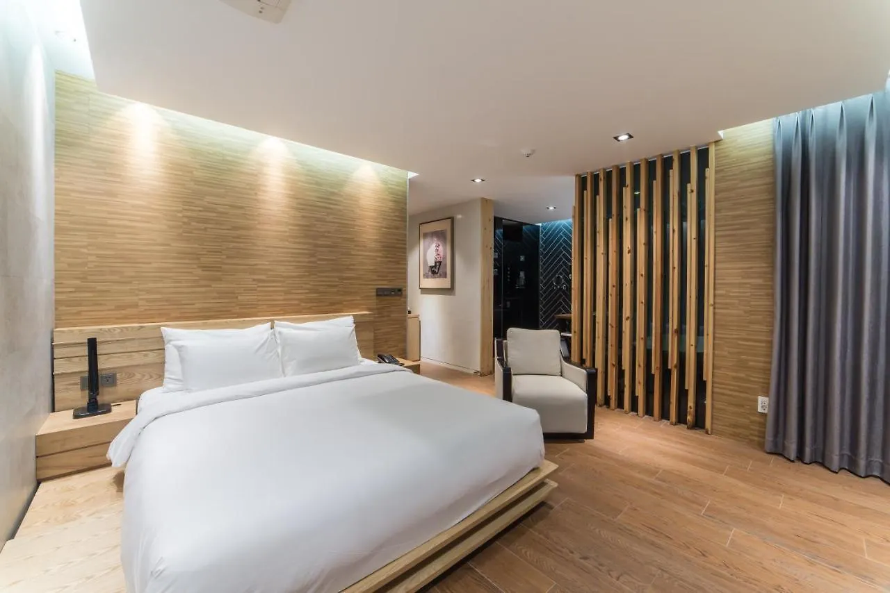 Sc Helsinki Hotel Busan 3*,